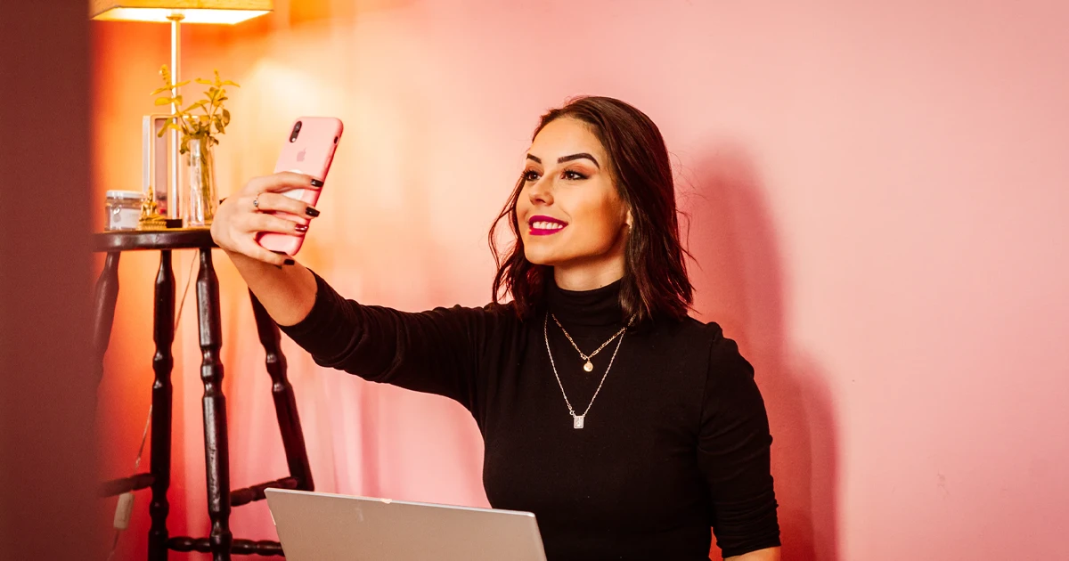 Wissenschaftler entdecken Verbindung zwischen Selfies, Narzissmus und mentalen Problemen