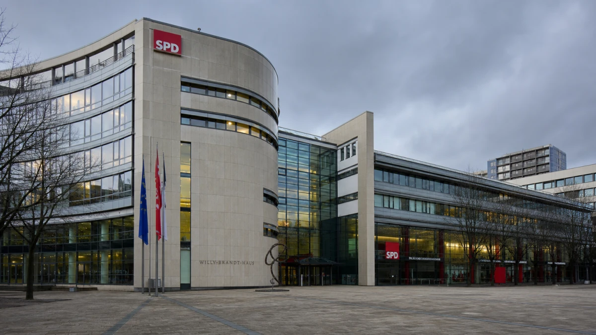 11 Prozent: SPD stürzt auf historischen Tiefstwert